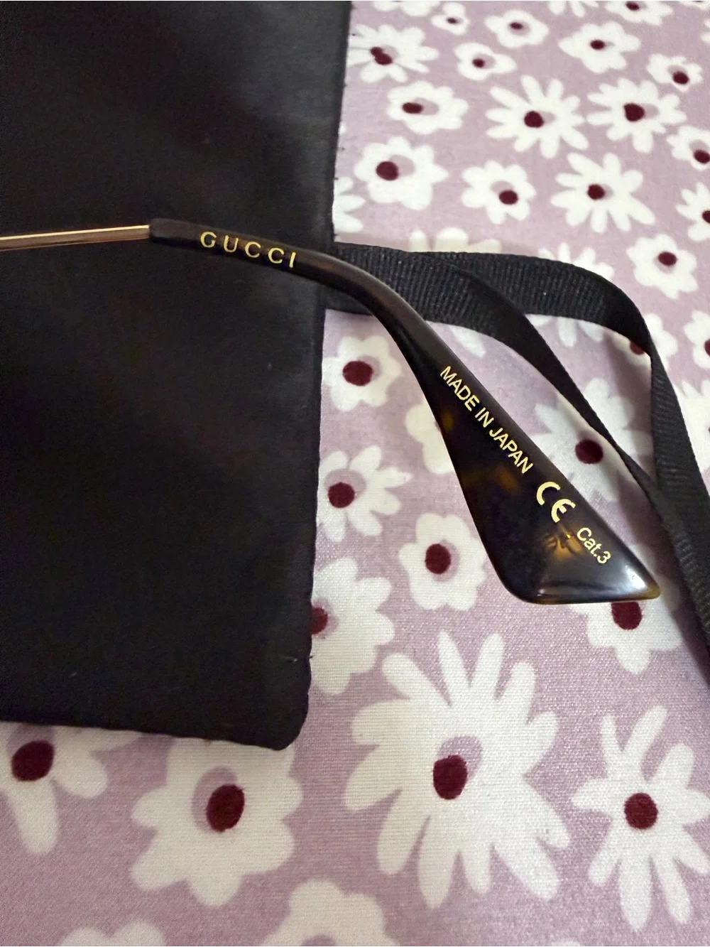 Gucci description square